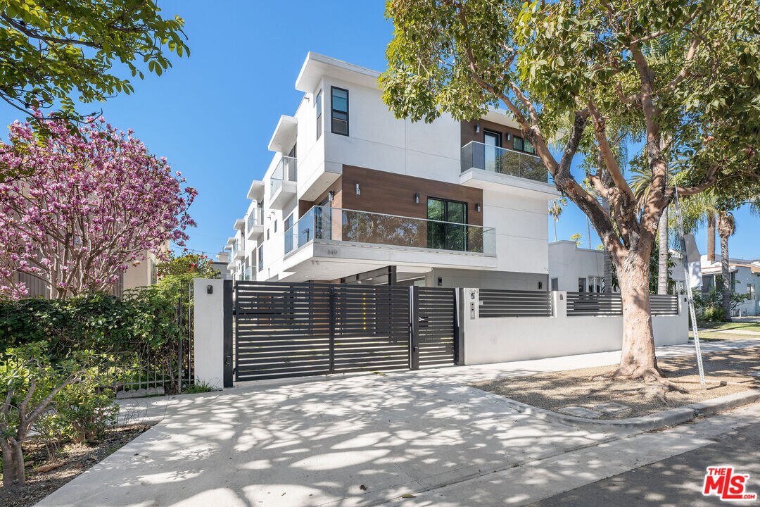 Foto principal - 849 N Alta Vista Blvd