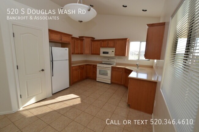 Building Photo - 520 S Douglas Wash Road, Vail, AZ 85641