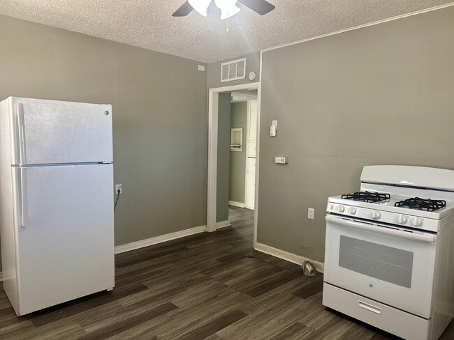 Building Photo - 2816 40th St