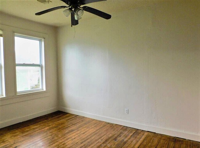 Foto del edificio - 2117 Grover Ave