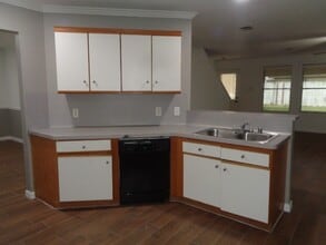 Building Photo - 1055 Ambrosden Ln