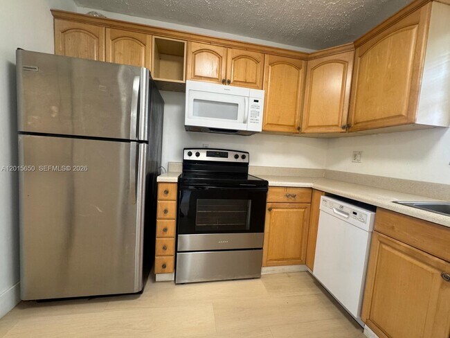 Foto del edificio - 4122 SW 61st Ave