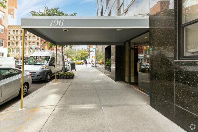 Foto del edificio - 196 E 75th St