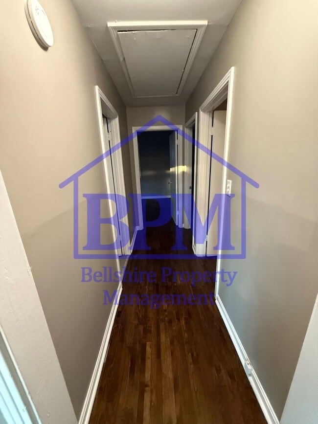 Building Photo - 407 Dorris Ave