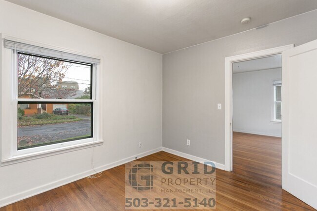 Foto del edificio - Charming 2 Bedroom Available in Popular N Kenton Neighborhood!