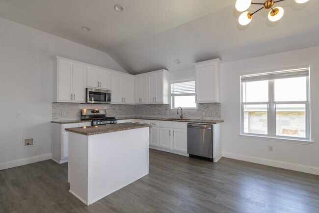 Foto del edificio - 2005 Rachel Ln