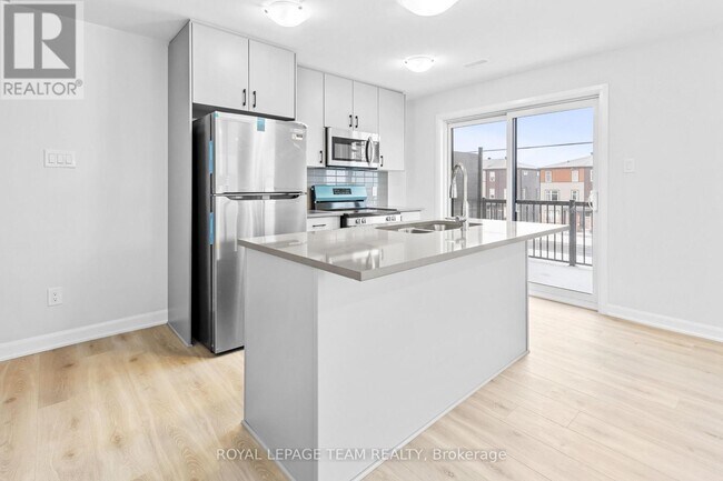 Photo du bâtiment - 1203 Creekway Private