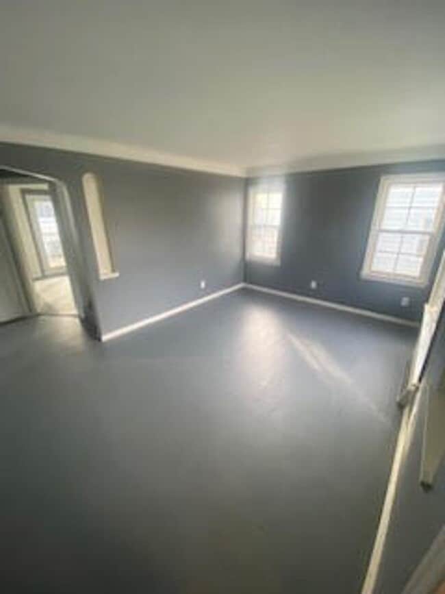 Foto del edificio - 3 Bed 1.5 Bath Cape Cod