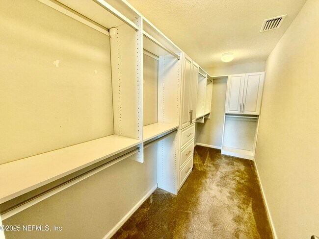 Building Photo - 7137 Preston Pnes Trl