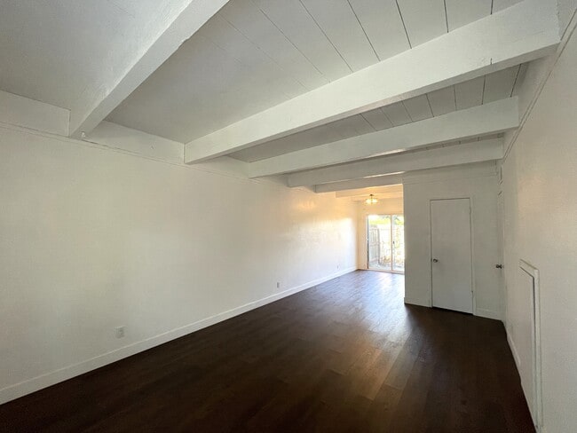 Foto del edificio - 1393 Nord Ave