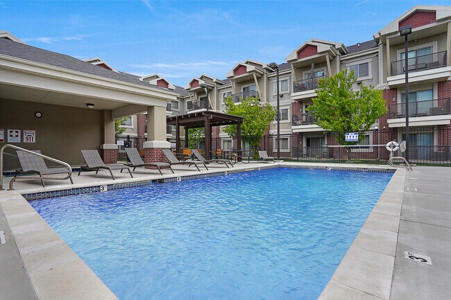 Foto del edificio - Wasatch Pointe Apartments