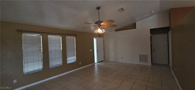 Foto del edificio - 1828 NE 13th Pl