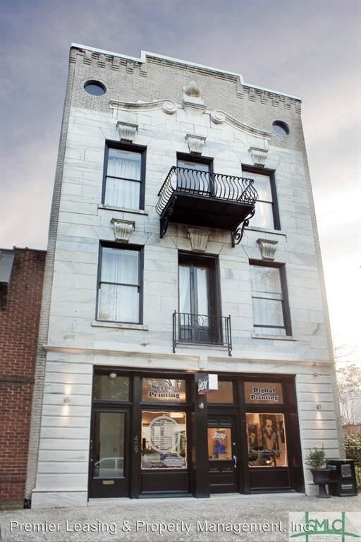 Primary Photo - 409 E Liberty St