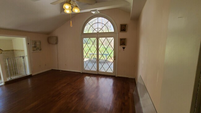 Building Photo - 11308 Popes Head Rd