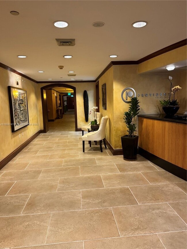 Building Photo - 2951 S Bayshore Dr