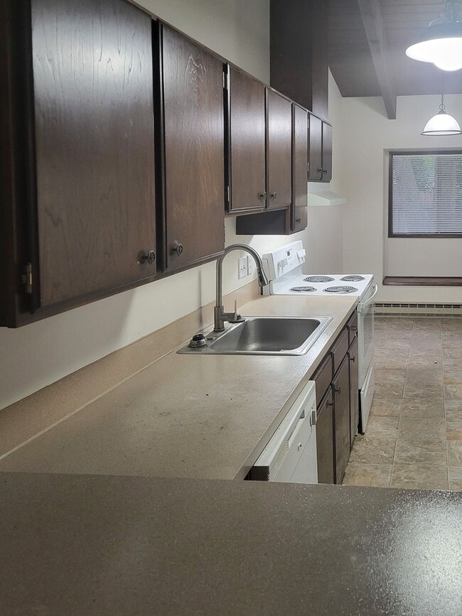 Foto del edificio - 2431-2439 Trade St SE