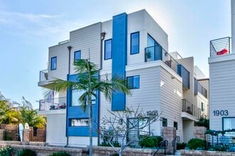 Building Photo - 1905 S Myers St