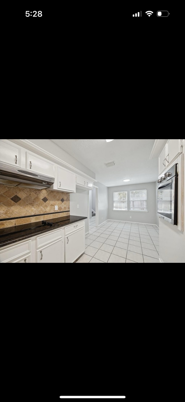 Building Photo - 1606 Beaver Springs Cir