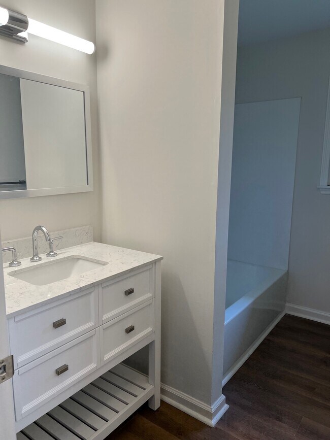 Foto del edificio - 141 Raine St