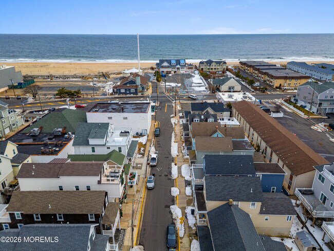 Foto del edificio - 11 Center St