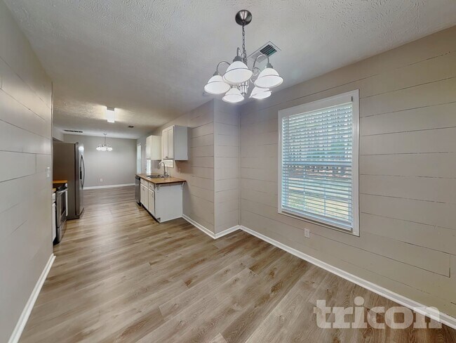 Foto del edificio - 1009 Butterfly Cove Way