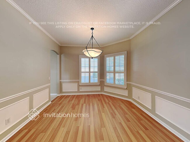 Foto del edificio - 212 Sweetbrier Branch Ln