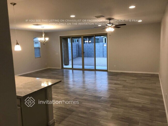 Foto del edificio - 18240 W Carlota Ln