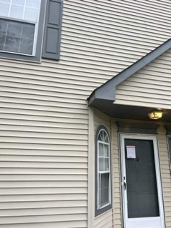 Building Photo - 5252 Bardith Cir