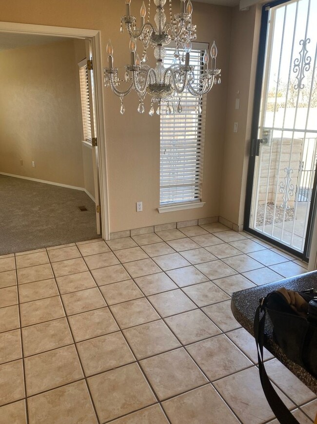 Building Photo - 5919 Cubero Dr NE