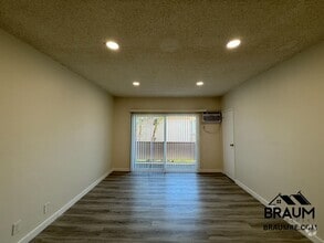 Building Photo - 5433 Sepulveda Blvd
