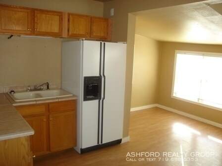Building Photo - 224 Custer Avenue