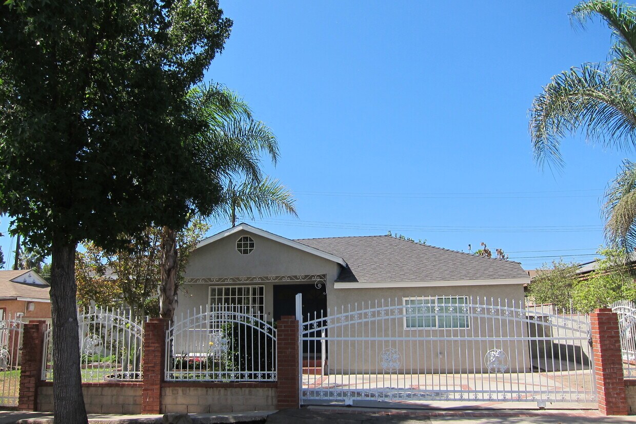 8907 Gullo Ave, Arleta, CA 91331 House Rental in Arleta, CA