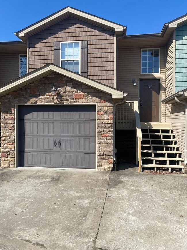 Building Photo - Welcome Home!!!