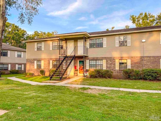 Building Photo - 4344 Langley Ave