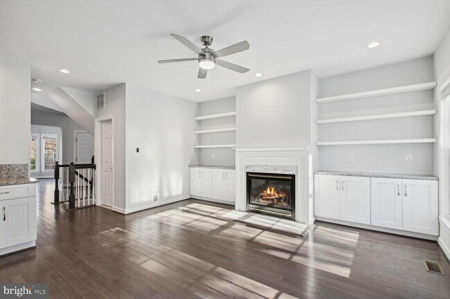Building Photo - 313 Swanton Ln
