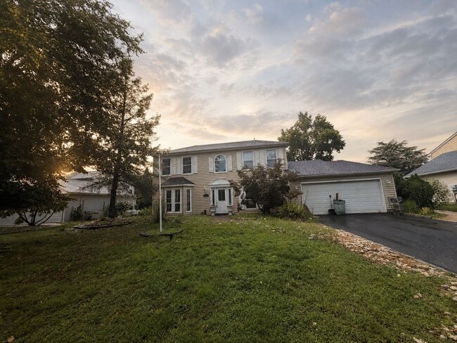 Building Photo - 4-Bedroom Home in Howell