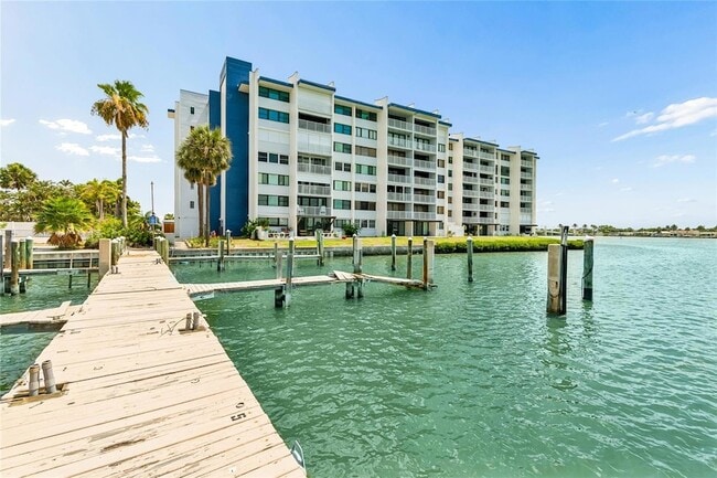 Photo - 450 TREASURE ISLAND Cswy Unit 106 Apartment