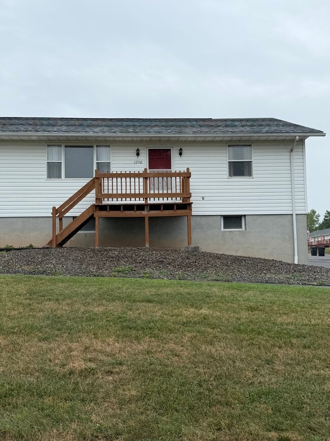 Building Photo - 1250 Galavotti Pl