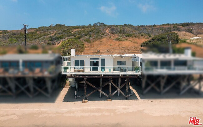 Foto del edificio - 24216 Malibu Rd