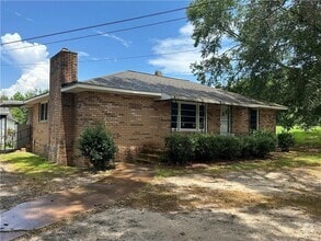 Building Photo - 3855 Martin Rd