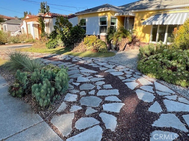 Foto del edificio - 3816 Collis Ave