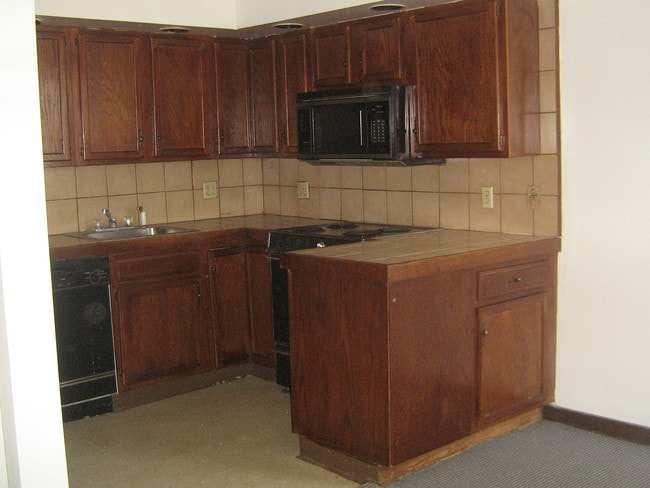 Interior - Cocina - 2121 Milligan Ave