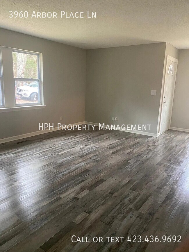 Foto del edificio - 3960 Arbor Pl Ln