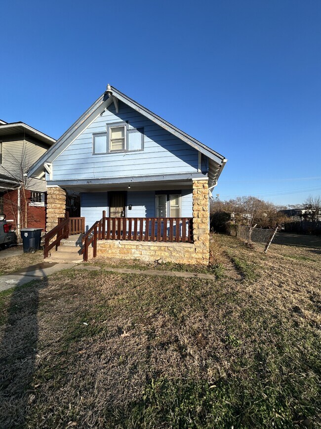 Foto del edificio - 3617 College Ave