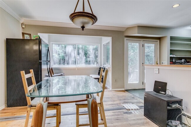 Foto del edificio - 1550 Stony Brook Rd