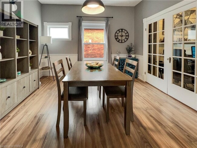 Building Photo - 249 Erie Ave