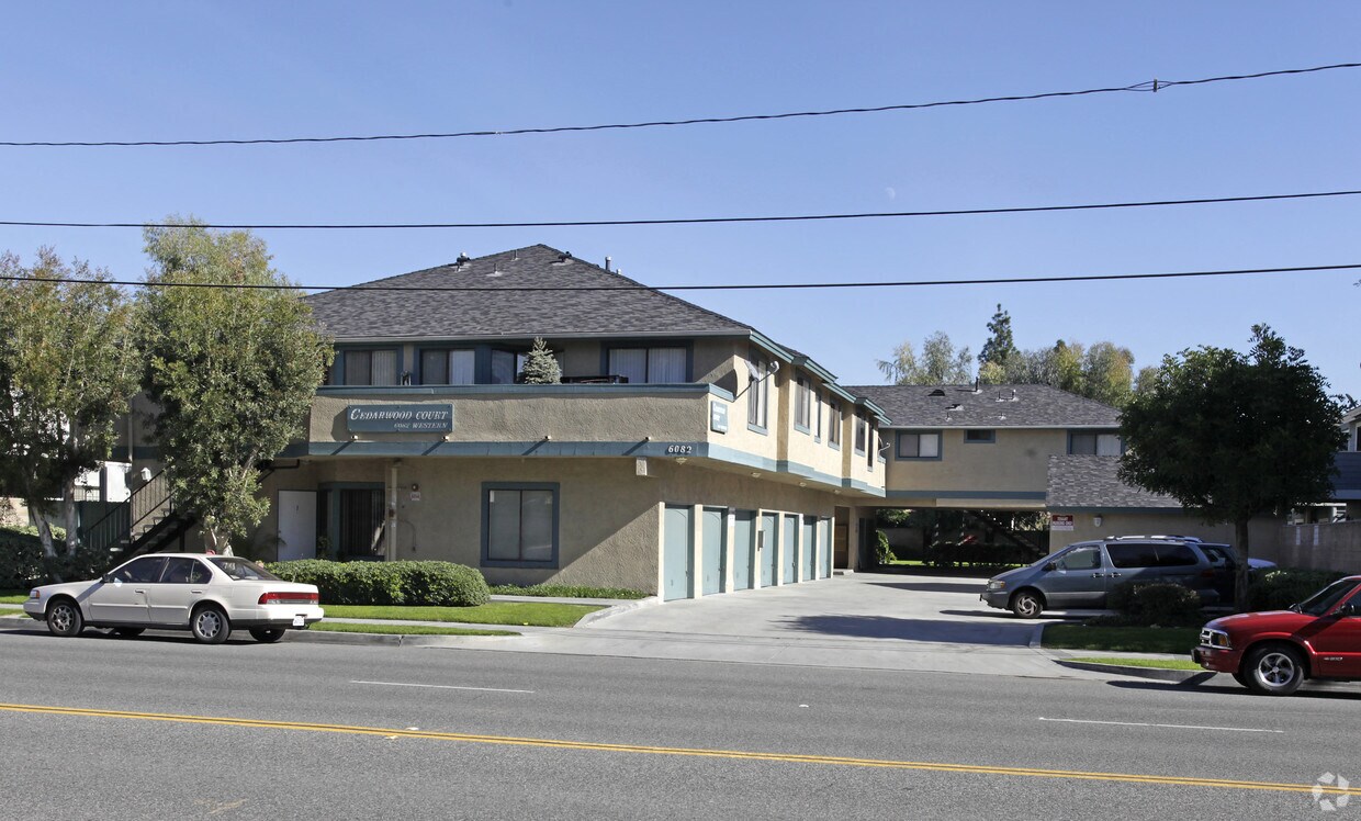 Primary Photo - 6082 Western Ave