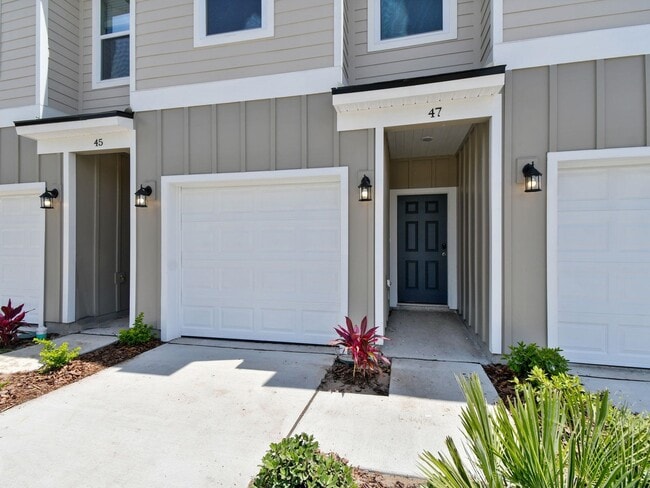 Building Photo - 59 Pamplona Dr