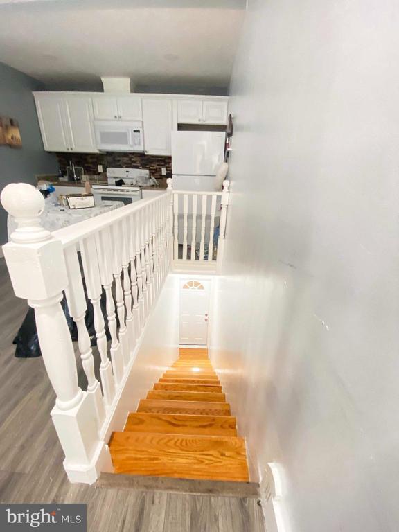 Primary Photo - 315 N 52nd St