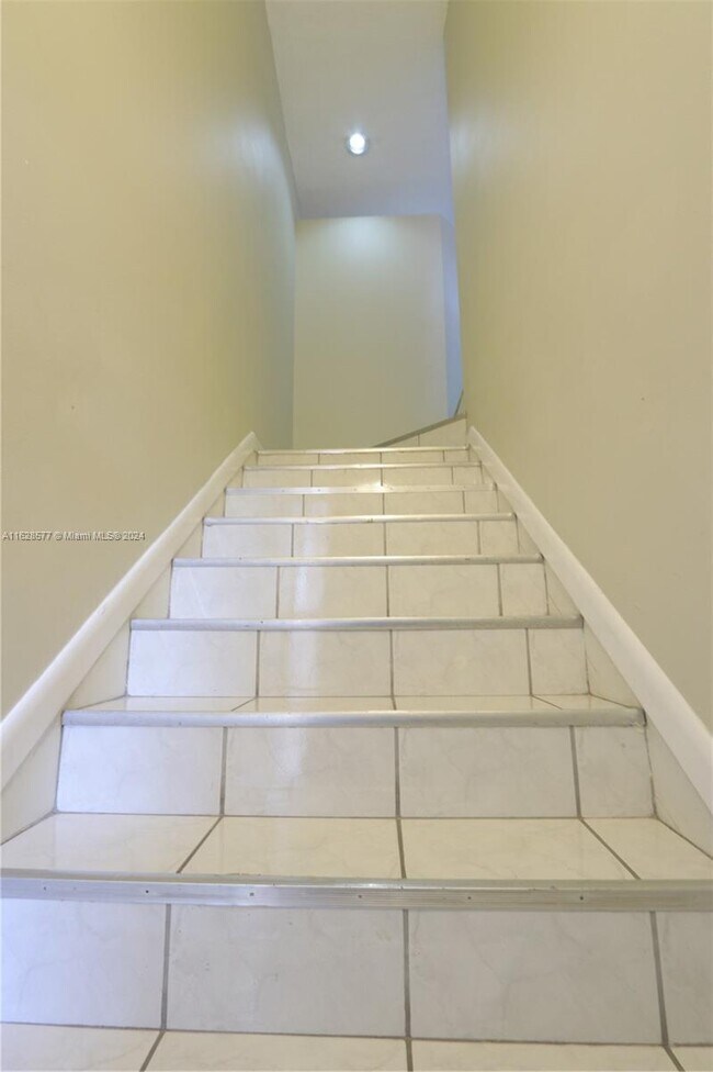 Foto del edificio - 11165 NW 7th St